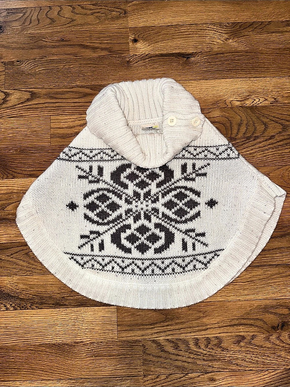 Genuine Kids from OshKosh Girls Geometric Sweater Poncho Size 2T Like New